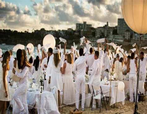 Cómo organizar una fiesta ibicenca